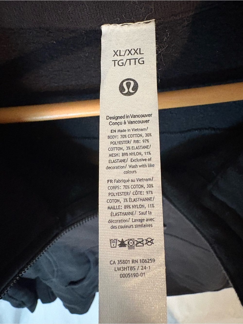 Lululemon Men’s XL/XXL Black 1/2 Half Zip Soft Jacket Hoodie RN106259 CA35801 - Picture 2 of 3